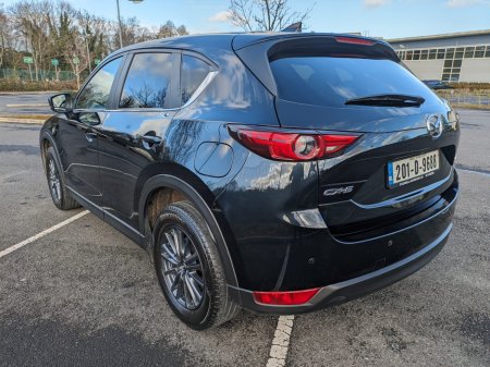 2020 Mazda CX-5  €16,999