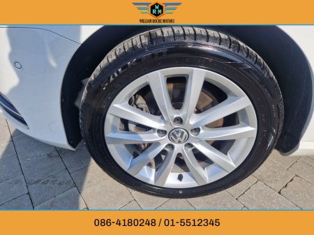 2013 Volkswagen Passat - thumbnail 11