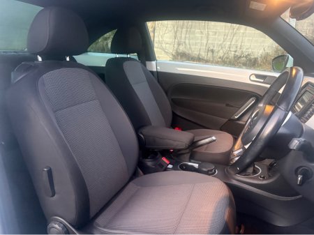 2016 Volkswagen Beetle DSN 1.2 TSI MANUAL 6SPEED FWD BLUEMOTION 105 3DR €15,950 thumbnail