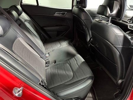 2023 Kia Sportage - thumbnail 11