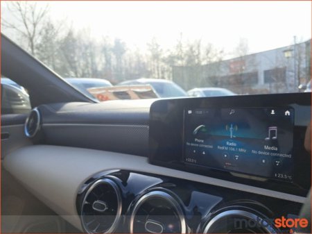 2019 Mercedes-Benz CLA Class CLA 180 €26,900 thumbnail