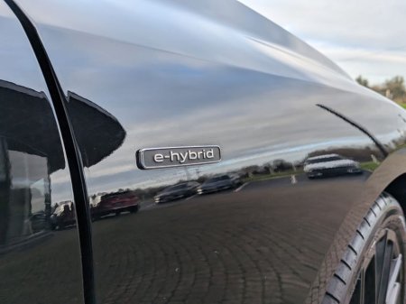 2025 Audi A6 E-HYBRID QUATTRO LAUNCH EDITION €79,888 thumbnail