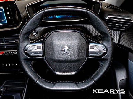 2021 Peugeot 2008 - thumbnail 28