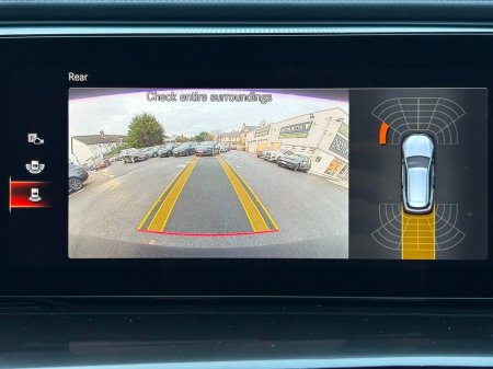 2022 Mercedes-Benz EQC PREMIUM AMG LINE 400 4MATIC SUNROOF €37,995 thumbnail