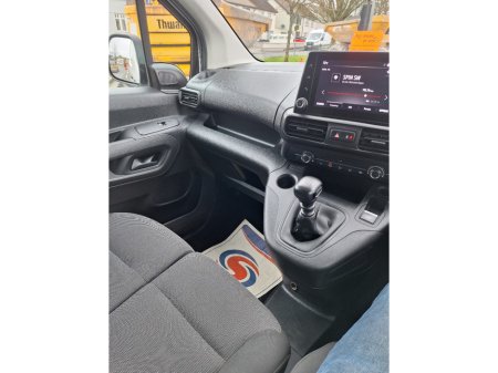 2021 Vauxhall Combo - thumbnail 11
