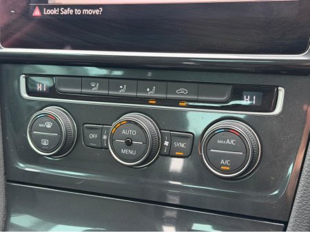 2017 Volkswagen Golf (172) 1.2 TSI COMFORTLINE AUTO €19,950 thumbnail