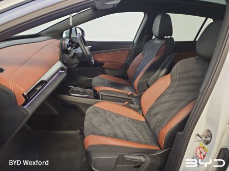 2022 Volkswagen ID.4 FAMILY 77kWh 204HP €22,975 thumbnail