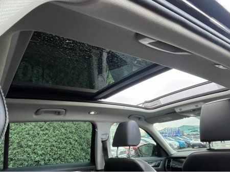 2020 Skoda Kodiaq 7 SEATER 4x4 STYLE AUTOMATIC 2.0 DIESEL //MASSIVE SPEC//CANTON SOUND SYSTEM//PANORAMIC GLASS ROOF//FULL LEATHER HEATED FRONT AND REAR SEATS// €36,950 thumbnail