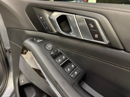 2026 BMW X5 xDrive50e M Sport €114,950 thumbnail