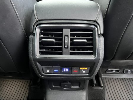 2020 Skoda Kodiaq 7 SEATER 4x4 STYLE AUTOMATIC 2.0 DIESEL //MASSIVE SPEC//CANTON SOUND SYSTEM//PANORAMIC GLASS ROOF//FULL LEATHER HEATED FRONT AND REAR SEATS// €36,950 thumbnail