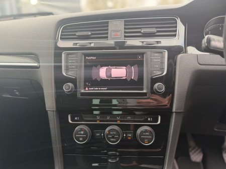 2016 Volkswagen Golf - thumbnail 16