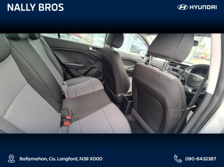 2021 Hyundai i20 ACTIVE PETROL CLASSIC FACELIFT 5DR €17,495 thumbnail