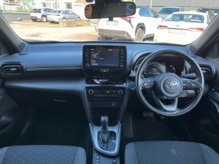 2023 Toyota Yaris Cross - thumbnail 8