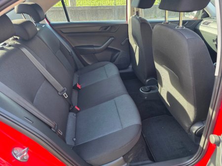 2015 Skoda Rapid - thumbnail 10