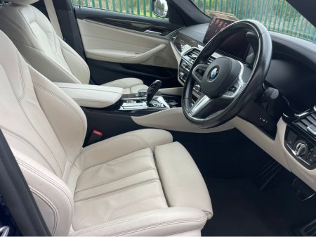 2021 BMW 5 Series - thumbnail 9