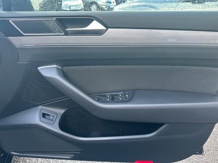 2020 Volkswagen Passat - thumbnail 14