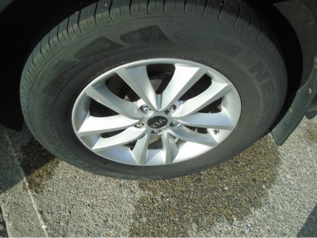 2016 Kia Sorento - thumbnail 16