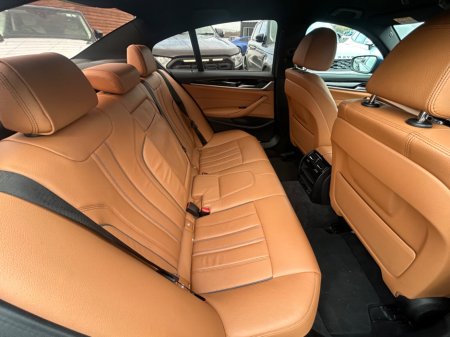 2021 BMW 5 Series - thumbnail 21