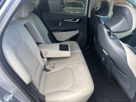 2023 Kia EV6 - thumbnail 4