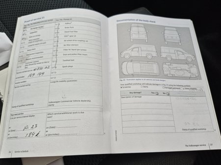 2017 Volkswagen Transporter - thumbnail 25