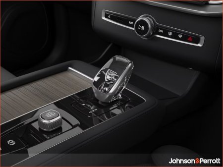 2026 Volvo XC90 T8 455bhp AWD PHEV Plus Dark - Onyx Black - Immediate Delivery €104,295 thumbnail