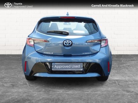 2022 Toyota Corolla Hybrid Luna HB €24,950 thumbnail
