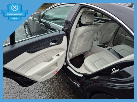 2015 Mercedes-Benz CLS Class 220 D AMG LINE 4DR A €16,999 thumbnail