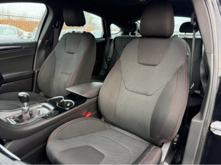 2018 Ford Mondeo - thumbnail 14