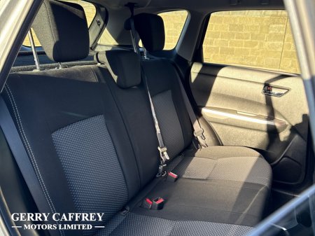 2022 Suzuki Vitara SZT 1.4 Petrol Hybrid Manual - 6 Years Manufacturer Warranty €22,450 thumbnail