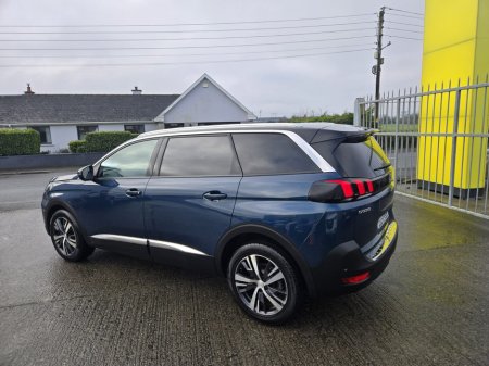 2023 Peugeot 5008 1.5 BlueHDi 130bhp Allure Auto €33,950 thumbnail