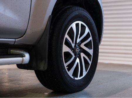 2019 Nissan Navara 2.3 DSL LE CVT LEATHER DOUB DOUBLE CAB €16,250 thumbnail