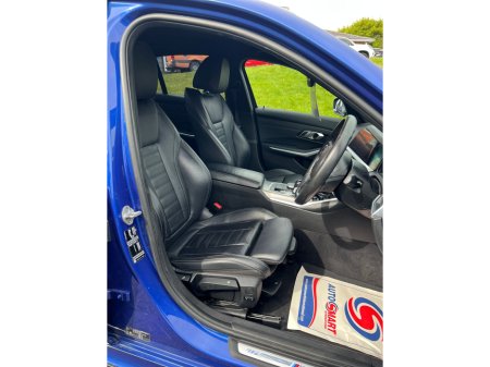 2019 BMW 3 Series - thumbnail 12