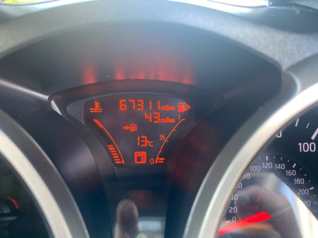 2016 Nissan Juke 1.2 DIG-T TEKNA 115PS 5DR T €8,950 thumbnail