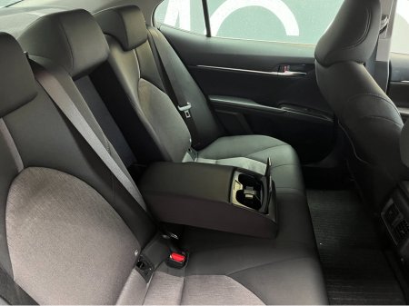 2021 Toyota Camry €25950 2021 TOYOTA CAMRY G 2.5 AUTOMATIC / CRUISE CONTROL / REVERSE CAMERA / ELECTRIC SEATS / PADDLE SHIFTERS AND MORE €25,950 thumbnail