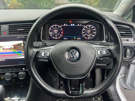 2018 Volkswagen Golf HIGHLINE 1.4 TSI // FULL SERVICE HISTORY // DIGITAL CLUSTER // DIAMOND CUT ALLOYS €19,900 thumbnail