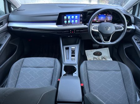 2024 Volkswagen Golf Volkswagen Golf Style DSG 2.0 TDI 2024 €30,950 thumbnail