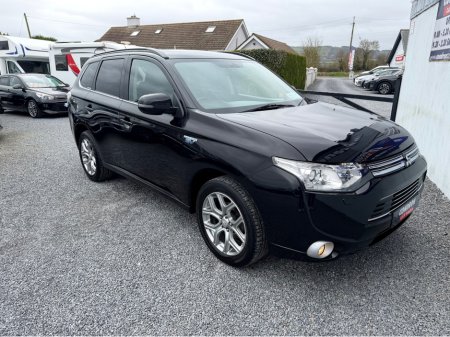 2015 Mitsubishi Outlander - thumbnail 17