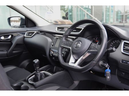 2019 Nissan Qashqai 1.3 PET SV, 12 Months Warranty €18,995 thumbnail