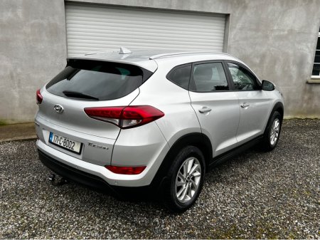 2017 Hyundai Tucson 1.7 EXECUTIVE 5DR €11,995 thumbnail