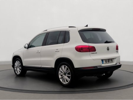 2016 Volkswagen Tiguan 2.0 TDI 110HP BMT Sport & Style €14,950 thumbnail
