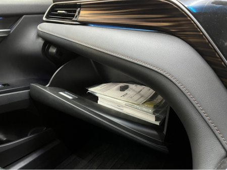 2021 Toyota Camry €28950 2021 TOYOTA CAMRY G 2.5 AUTOMATIC / CRUISE CONTROL / REVERSE CAMERA / ELECTRIC SEATS / AMBIENT LIGHT €28,950 thumbnail