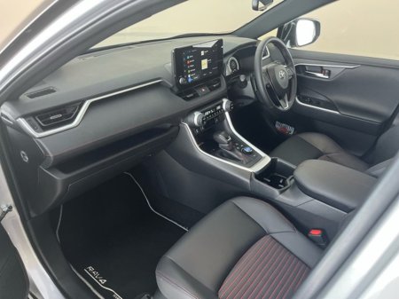 2025 Toyota Rav4 PLUG-IN HYBRID SPORT €54,500 thumbnail