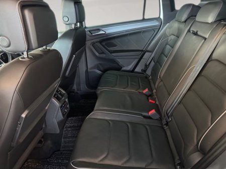 2020 Volkswagen Tiguan - thumbnail 16