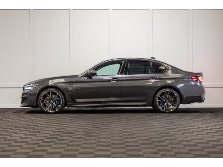 2023 BMW 5 Series - photo 3