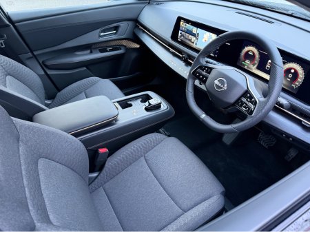 2026 Nissan Ariya 63 kWh ENGAGE €36,995 thumbnail