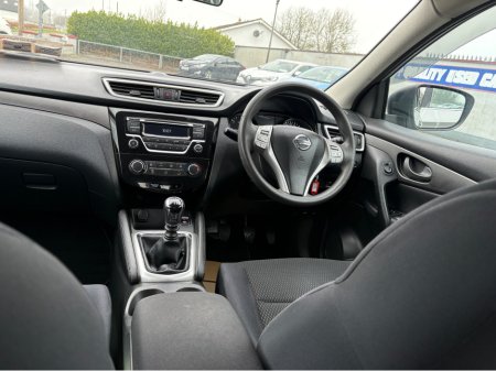 2014 Nissan Qashqai - thumbnail 11