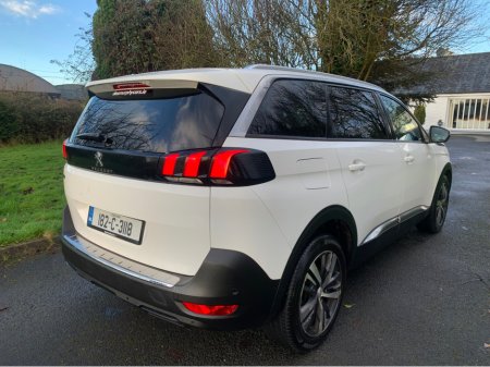 2018 Peugeot 5008 ALLURE 1.5 BLUE HDI 130 6 6.2 4DR €15,995 thumbnail