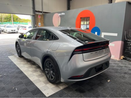 2025 Toyota Prius - photo 4