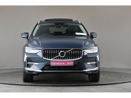 2023 Volvo XC60 - thumbnail 2