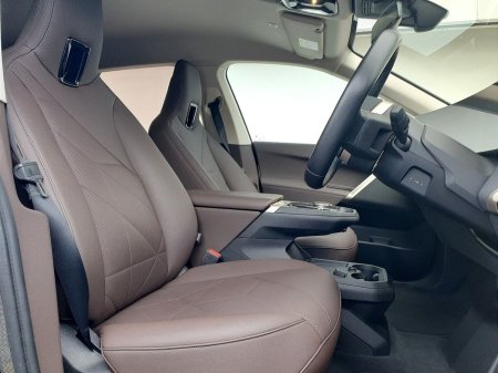 2022 BMW iX - thumbnail 12